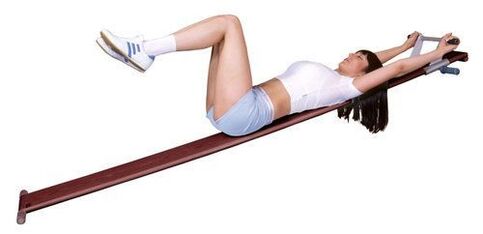 Ẹrọ adaṣe fun itọju osteochondrosis ni ile